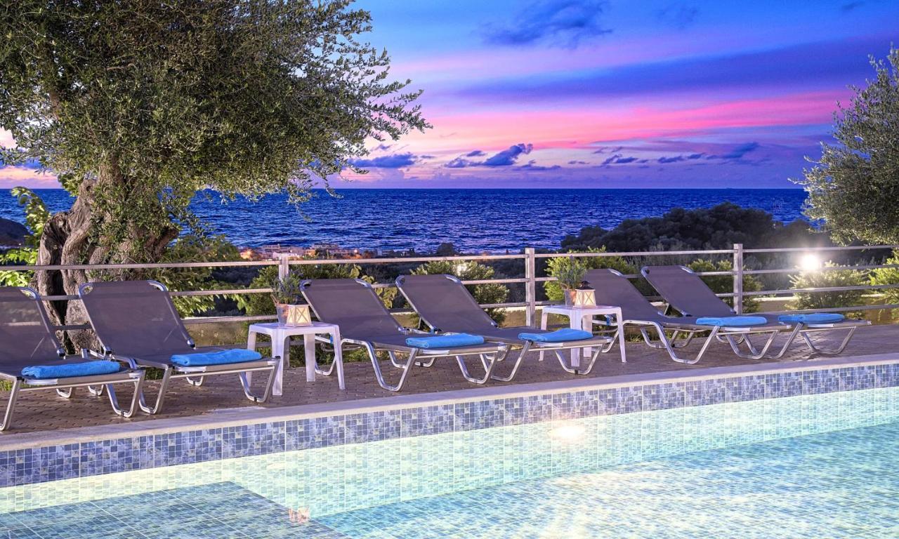 Aqua Blue Villas With Heated Pool Mathes Экстерьер фото