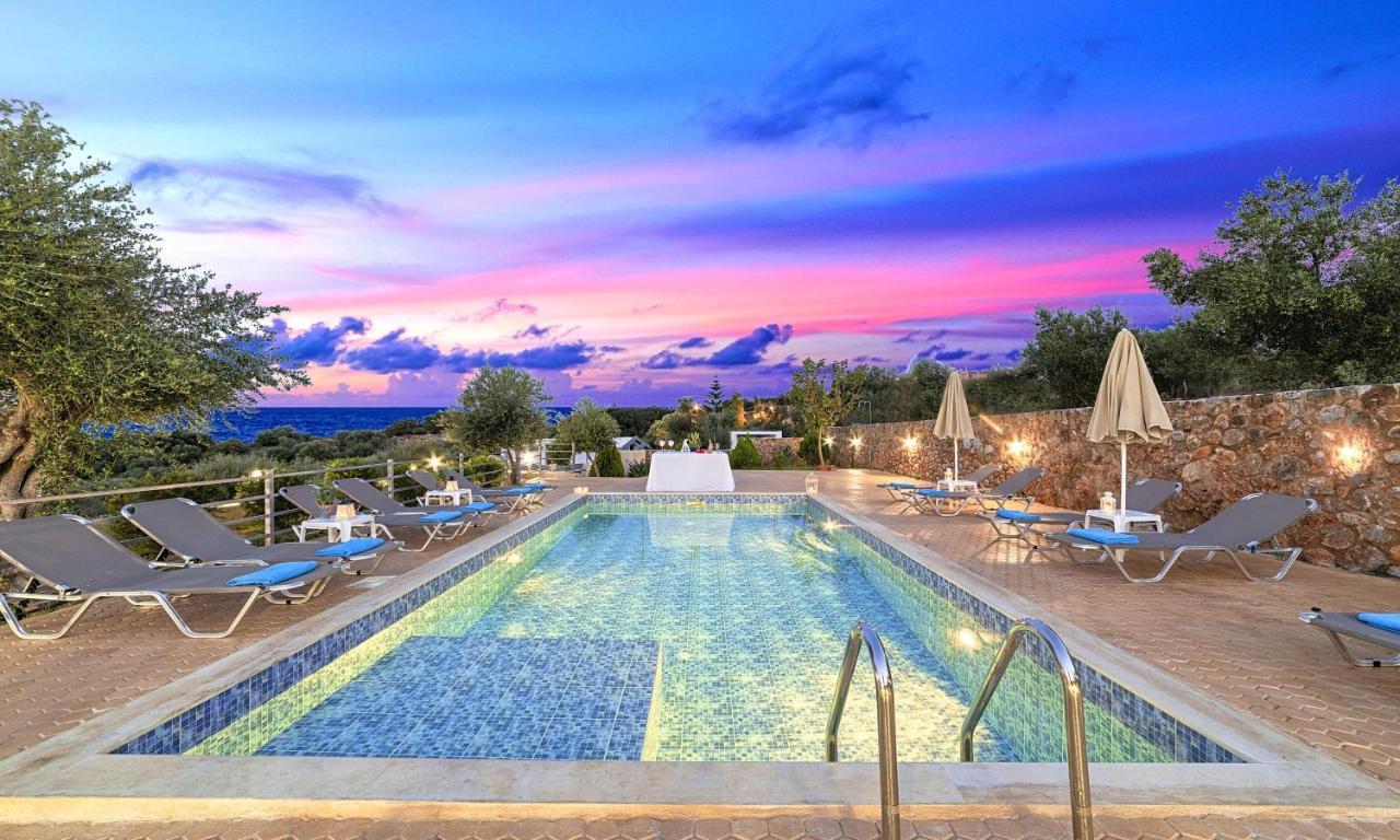 Aqua Blue Villas With Heated Pool Mathes Экстерьер фото