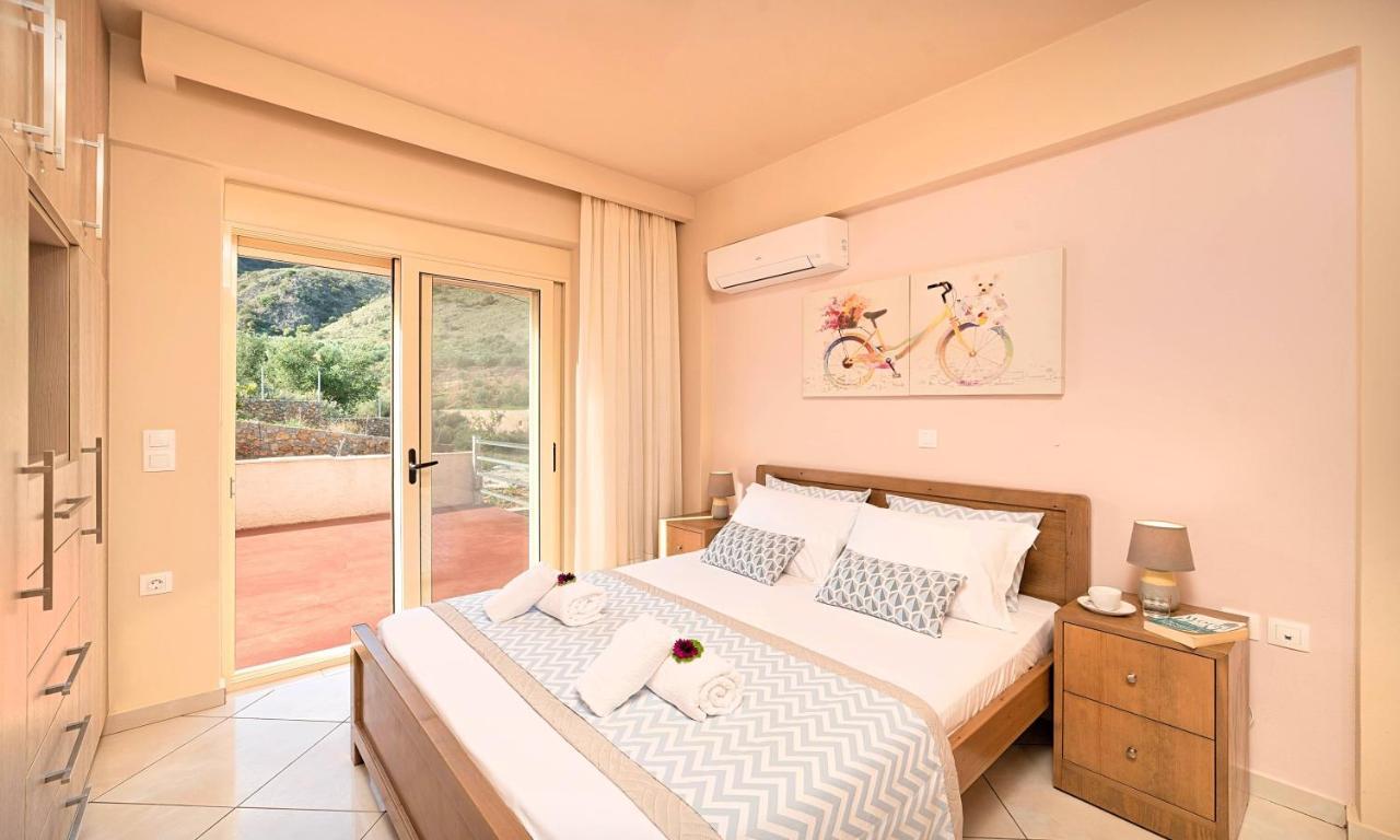 Aqua Blue Villas With Heated Pool Mathes Экстерьер фото