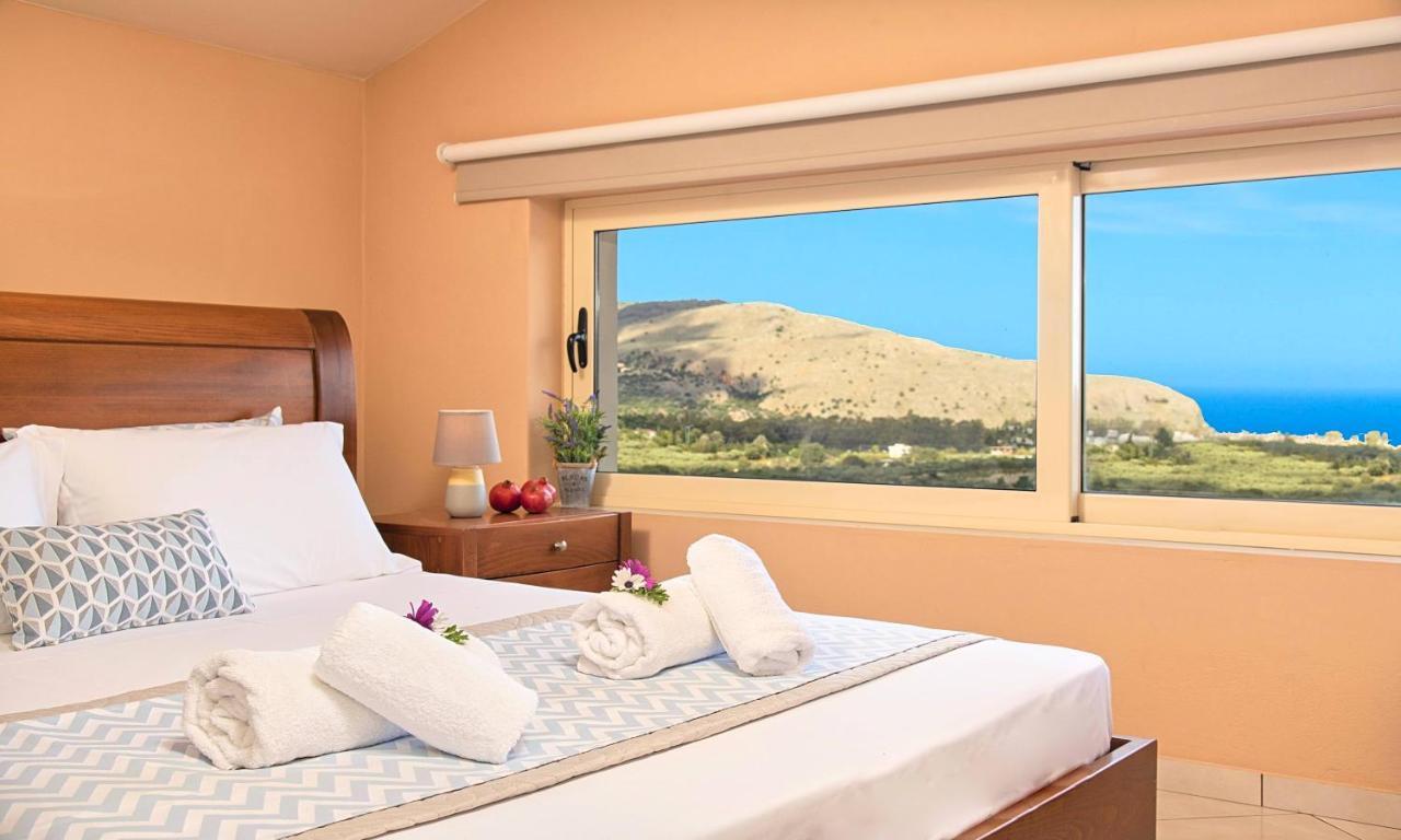 Aqua Blue Villas With Heated Pool Mathes Экстерьер фото